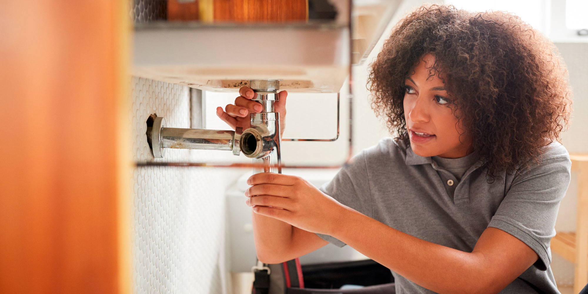 Image depicting the article 'oomi partners with SNIPEF to deliver new membership management CRM and portal'